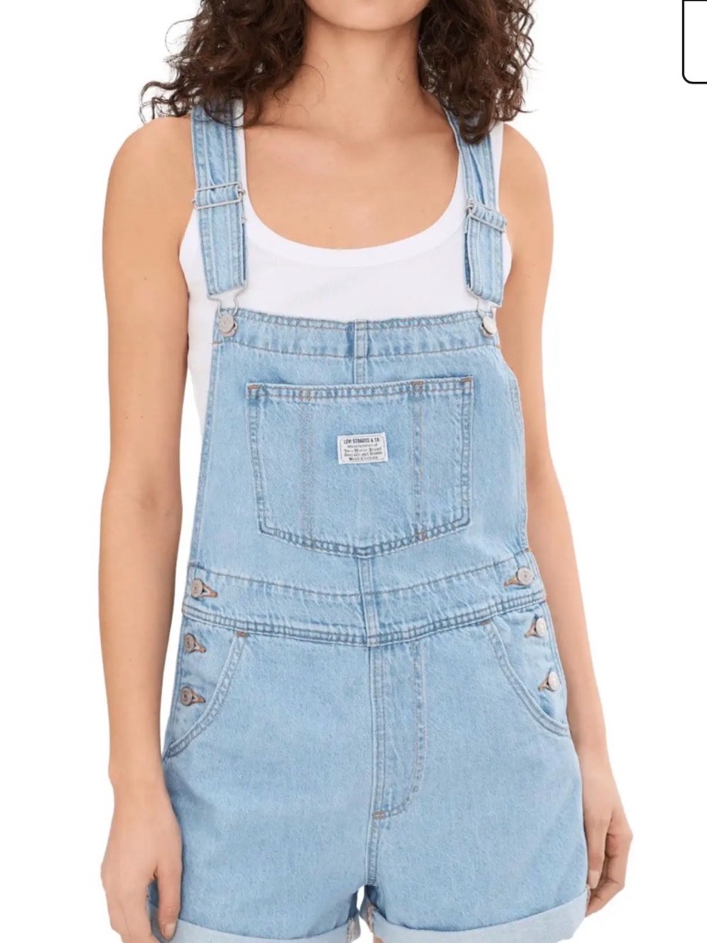 Women’s Levi's Light Blue Denim Overalls shorts size medium